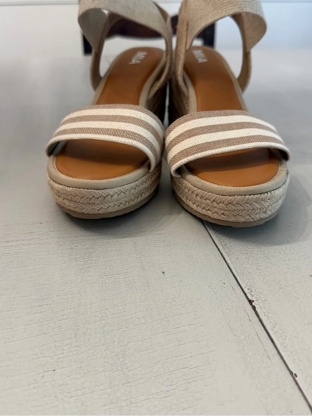 MIA women’s beige